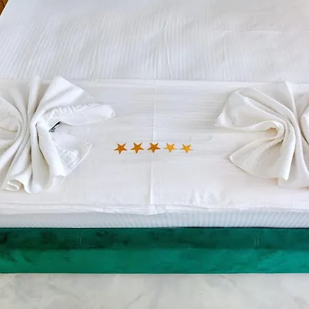 Apartament Bora Bora Hotel Bs By Ella Mamaia Nord 아파트 Năvodari